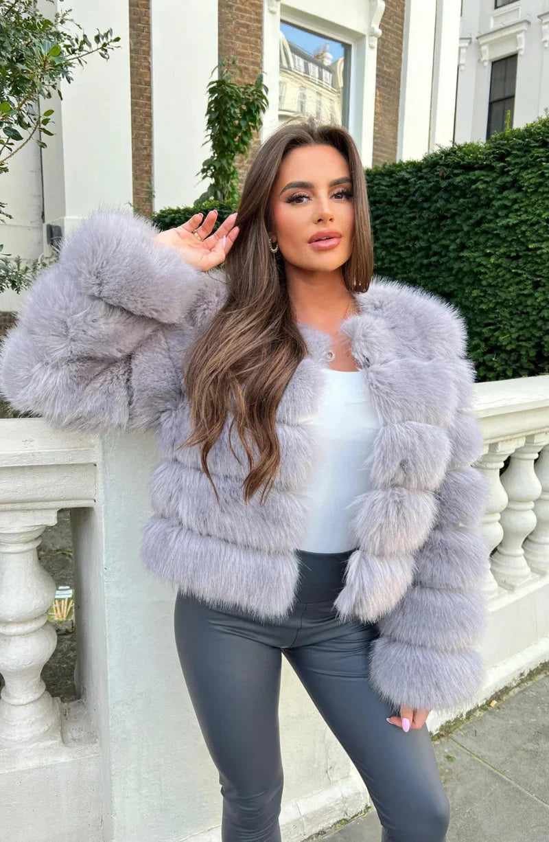 Women’s Plush Faux Fur Jacket – Short Soft-Touch Winter Coat