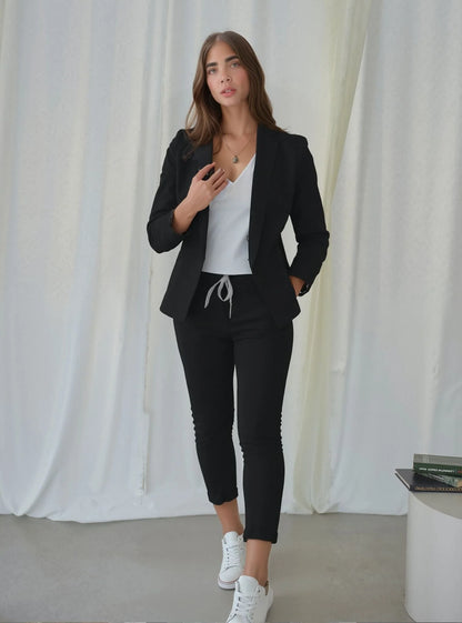 Women’s Blazer & Trouser Set – Modern Tailored Loungewear