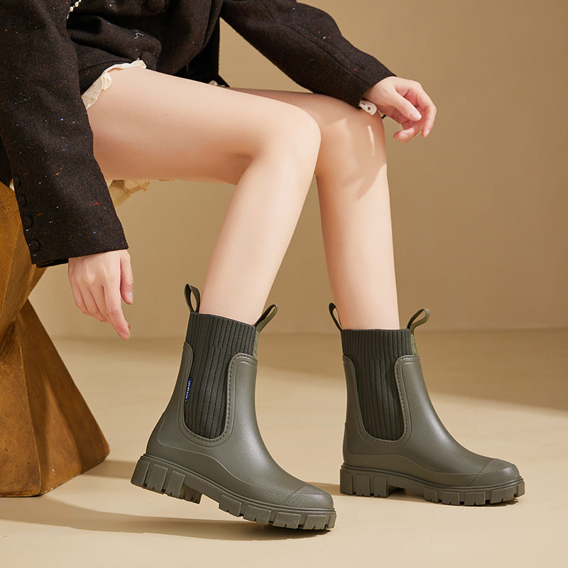 Women’s Waterproof Ankle Boots – Lightweight Slip-On Outdoor Footwear